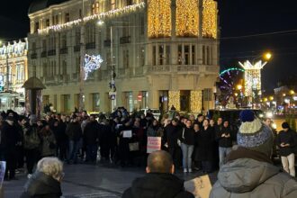 nicusoare nu uita apara justitia inca o seara de proteste la iasi 693c6abda04df