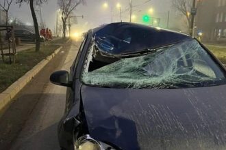 o femeie de 41 de ani a murit dupa ce a fost spulberata de o masina pe trecerea pentru pietoni din baza 3 video 693e9e97acbd8