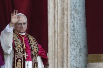 papa leon a facut apel la bunatate fata de straini si saraci in primul sau mesajul de craciun 694cdeb16bd56