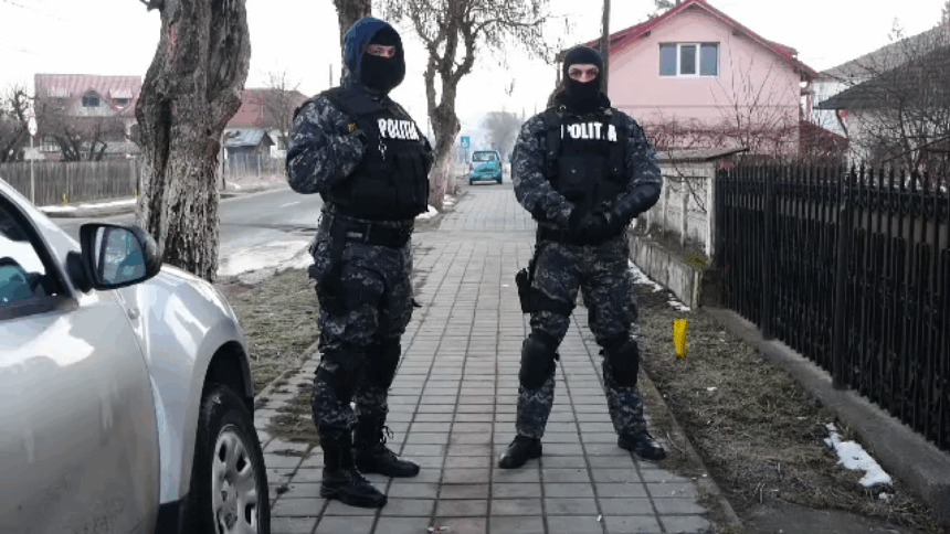 perchezitii in buzau ilfov si bihor intr un dosar de proxenetism si spalare de bani un barbat retinut video 6952a3f2f3852