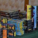 peste 10 tone de petarde si artificii ilegale ridicate de catre politisti in urma unor perchezitii un barbat a fost retinut 694be02a3ea87