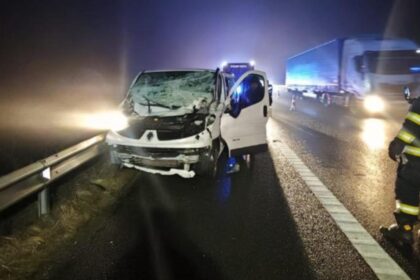 planul rosu activat dupa un accident extrem de grav pe autostrada a1 12 persoane implicate dintre care 4 au fost transportate la spital foto 694a2d57a65f3