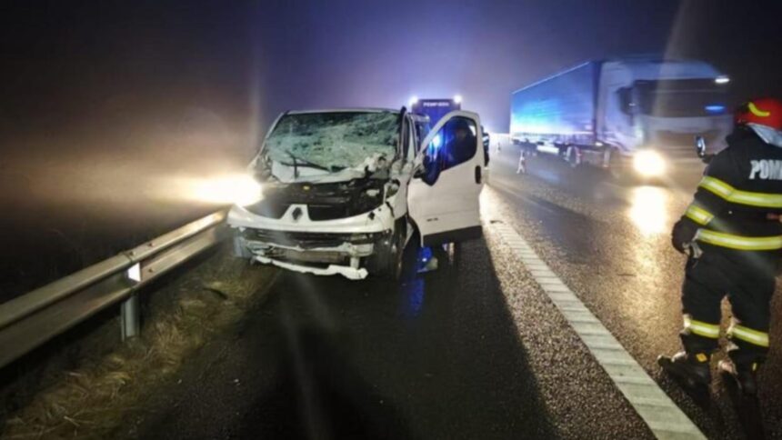 planul rosu activat dupa un accident extrem de grav pe autostrada a1 12 persoane implicate dintre care 4 au fost transportate la spital foto 694a2d57a65f3