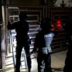 politisti atacati cu drujba in ajunul craciunului in judetul suceava agresorul impuscat si imobilizat foto 694d158873a33