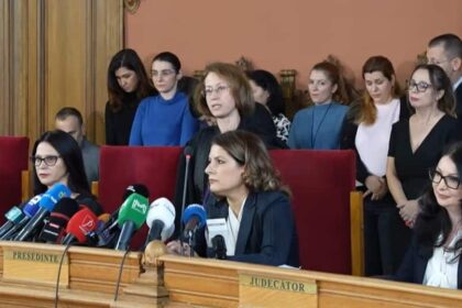 primul mesaj al judecatoarei care a confirmat dezvaluirile recorder in fata sefei cab va multumesc 693c41803423d