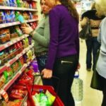 programul magazinelor de craciun 2025 ce hipermarket este deschis astazi 694cd9bbf3a27