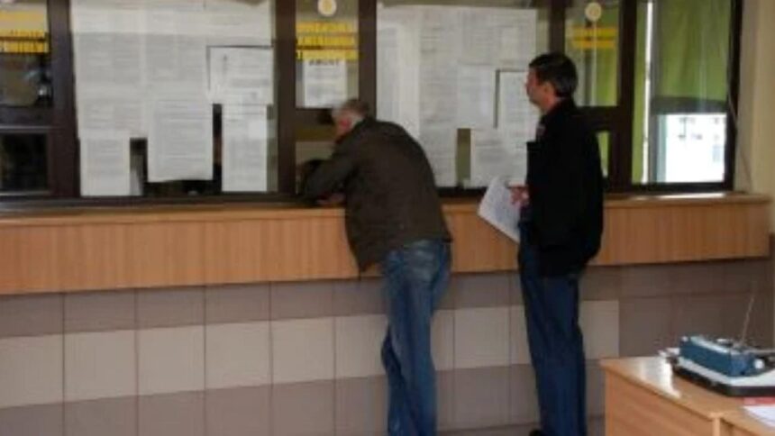 proiect amenzi uriase pentru lipsa de respect la ghisee romanii care se enerveaza vor scoate 20 000 de lei din buzunar 69300da95cd0e