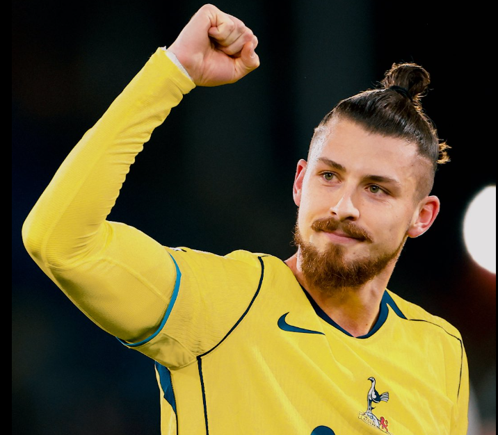 radu dragusin a revenit pe teren dupa aproape un an a fost cea mai mare provocare a vietii mele dar stiam ca voi vedea lumina la capatul drumului video 69524af2a989d