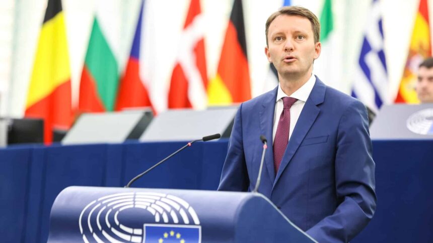 republica moldova gata de negocierile de aderare la ue vicepresedintele pe a evaluat planul de 19 miliarde de euro 6932af2f740d7