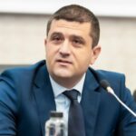 rezistii greu de dat afara radu miruta vom sta la guvernare cu dintii cu oricine de gat 69450a7e05dc3