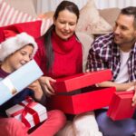 sarbatorile sunt legate mai degraba de dorinte decat de nevoi cum sa cheltuim cu cap in luna decembrie 69387e829d2f4