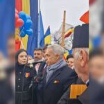 scandal la sosirea lui calin georgescu la monumentul unirii mars la moscova va pacaleste si va manipuleaza video 692d622b69a08