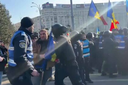 sofer din iasi sustinator al lui georgescu condamnat cu suspendare pentru lovirea unui jandarm la mitingul turul 2 inapoi din februarie 694ab7650d33f