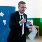 stefanita avramescu candidatul aur la presedintia cj buzau a votat la primele ore ale diminetii in chiojdu azi am votat pentru buzau 693536263034a