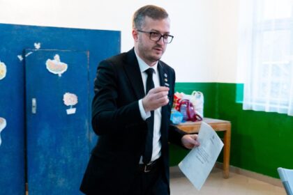 stefanita avramescu candidatul aur la presedintia cj buzau a votat la primele ore ale diminetii in chiojdu azi am votat pentru buzau 693536263034a