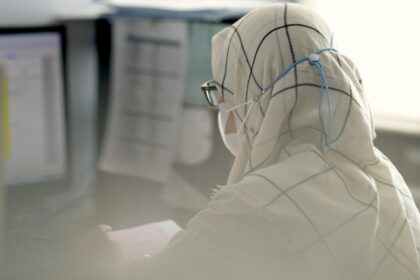 super gripa h3n2 pune marea britanie la incercare scoli inchise spitale pline de oameni si revenirea mastilor in unele regiuni ca in pandemia covid 6938681b4effa