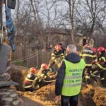 tragedie in judetul braila barbat mort dupa ce a fost prins sub un mal de pamant in timpul unor lucrari la canalizare 693aef1830c7b