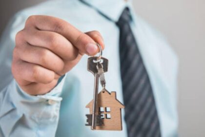 un cunoscut economist lanseaza un pronostic socant preturile locuintelor vor scadea cu 50 693a7fc14bd4b