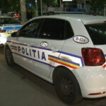 un sofer nu a oprit la semnalul unor politisti din giurgiu si a fost urmarit de ei 12 km ce au descoperit dupa ce l au prins 694d48dbebba8