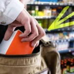 val de furturi in magazinele din iasi inainte de craciun adolescente si o bunica prinse cu mana in raft 6949533e7349c