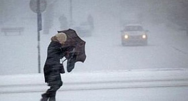 vant puternic la iasi in ultima zi a anului incalzire anuntata la final de saptamana 69538ae820b53