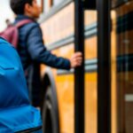 vesti bune pentru elevi transport gratuit si pe perioada examenelor de bacalaureat si evaluare nationala 694a87a3d220e