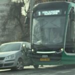 video cum a avut loc accidentul cu tramvaiul din centrul orasului un sofer a vrut sa intoarca taind toate benzile 6939378012bdd
