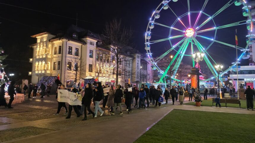 video o noua seara de proteste in centrul iasului chirica hai la mititica 6942fb0d9c6f0