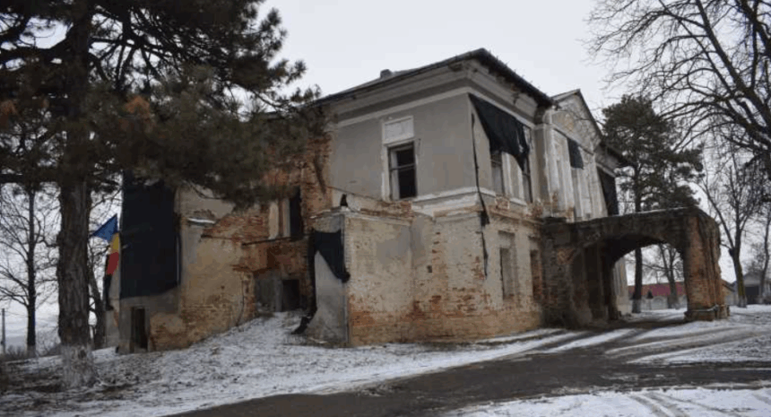 aflat la cativa kilometri de iasi conacul rosetti solescu locul maiestuos al copilariei elenei cuza a ajuns o ruina 6975fc39f1ff3
