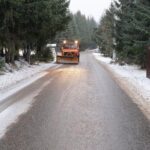 alerta de drumuri extrem de periculoase in oltenia ploaia inghetata transforma soselele in patinoar avertismentul cnair 6957eb5abad1a