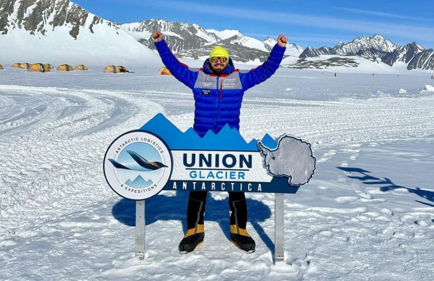 alpinistul adrian ahritculesei a cucerit cel mai inalt varf din antarctica 695e37c7cf772