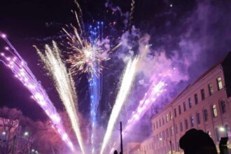 artificii scapate de sub control explodeaza la joasa inaltime la revelionul din timisoara oamenii fug speriati video 6956673179e24