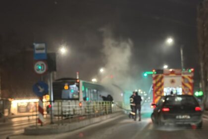 autobuz cuprins de flacari la iasi in nicolina foto video 697077909eeba 1