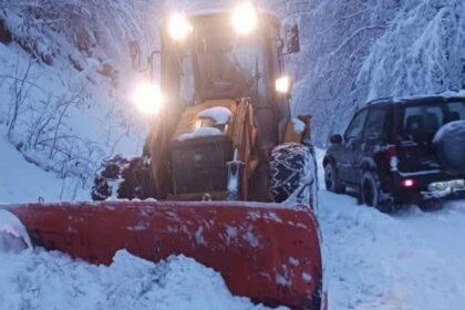 autoritatile in alerta din cauza vremii severe comandament de iarna convocat la mai 695b92ea405f6