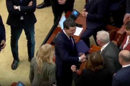 care e pozitia romaniei in conflictul dintre sua si groenlanda nicusor dan dupa declaratiile lui trump sunt profund ingrijorat 696e6a747c547