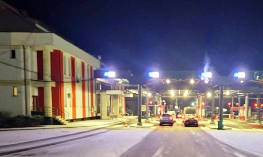 carte de identitate falsa gasita intr o perna la albita sofer moldovean luat la intrebari 697b57b10bd66