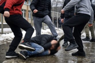 caz grav in judetul arges un elev a fost batut de trei colegi de scoala ancheta a dezvaluit alte doua cazuri de agresiune 6973a4059fdea