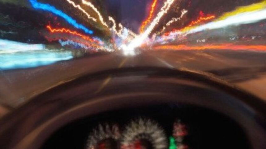 cel mai bizar accident rutier de la iasi a ciocnit doua masini in cateva secunde apoi a adormit lemn la volan medicii s au crucit cum de soferul nu e mort 697c1c083fcc5