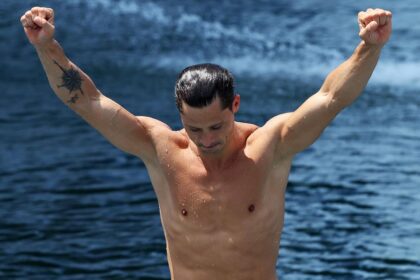 constantin popovici desemnat cel mai bun sportiv din europa in 2025 la sarituri in apa de la mare inaltime pe lista scurta s a mai aflat un roman 697ba0f0e23f6