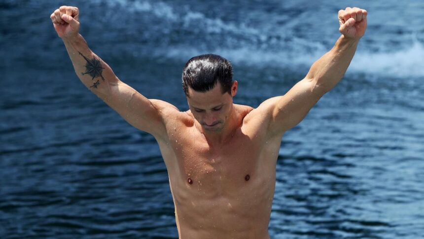 constantin popovici desemnat cel mai bun sportiv din europa in 2025 la sarituri in apa de la mare inaltime pe lista scurta s a mai aflat un roman 697ba0f0e23f6