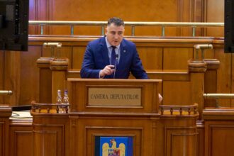 deputatul aur ciprian paraschiv sprijina situatia elevilor si cadrelor didactice de la colegiul national pedagogic vasile lupu p 697e4b0195ace