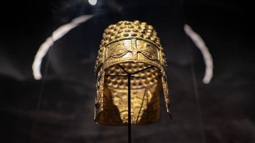 detectiv de arta la un an de la furtul coifului din muzeul drents va fi recuperat astept un telefon 697cd3f6d948b