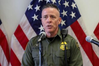 donald trump il retrage pe gregory bovino seful ice implicat in scandalurile din ultima perioada i s a suspendat si accesul la retelele de socializare 6978671c66500