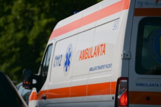doua adolescente ranite grav in urma unui incendiu la targu mures 695632abd63cc