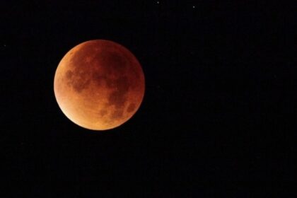eclipsa totala de luna in martie 2026 unde poate fi observata luna sangerie de anul acesta 6972368da5b70