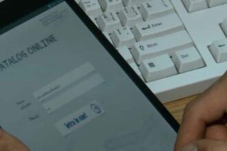 elev din oradea pus sub supraveghere timp de 60 de zile dupa ce a accesat ilegat catalogul electronic al scolii si a modificat note 696a1614c124d