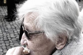 femeile ies mai tarziu la pensie din 2026 695765bc3e728