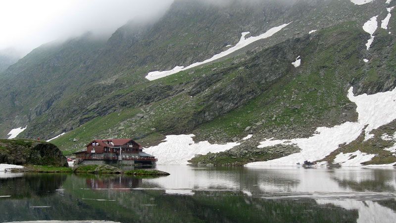 fenomen ciudat in muntii fagaras la balea lac la peste 2 000 de metri altitudine este mult mai cald ca in orasul sibiu 696f468785b6c