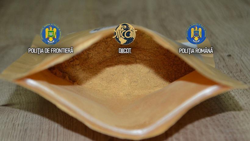 flagrant in vama politistii de frontiera din itpf iasi au descoperit droguri de risc 697894b7e3e90