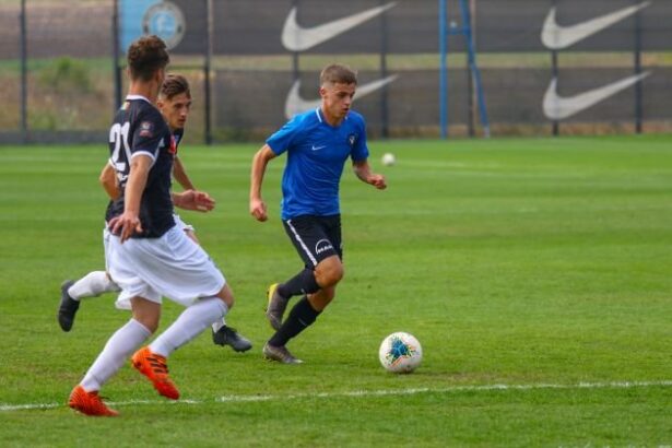 fotbal un nou an acelasi scenariu restante salariale la politehnica iasi situatia nu se anunta roz nici in cele ce urmeaza 696991f3ef74e